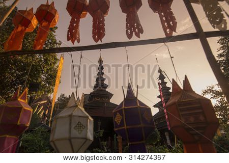 Thailand Phrae Wat Jom Sawan