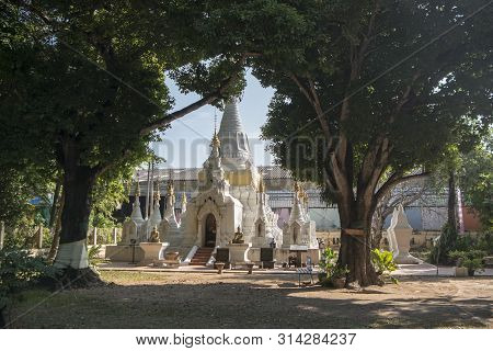 Thailand Phrae Wat Jom Sawan