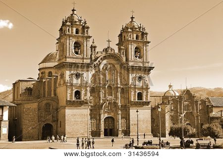 La Plaza de Armas