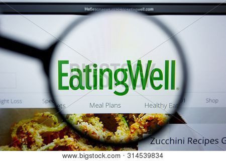 Los Angeles, California, Usa - 29 Jule 2019: Illustrative Editorial Of Eatingwell.com Website Homepa
