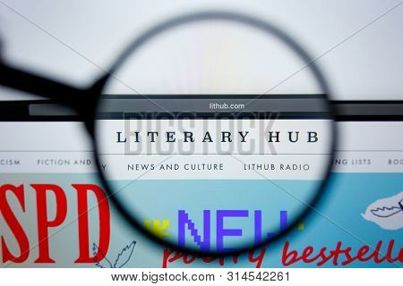 Los Angeles, California, Usa - 29 Jule 2019: Illustrative Editorial Of Lithub.com Website Homepage. 