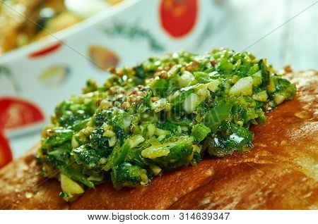 Maharashtrian Green Chilli Thecha
