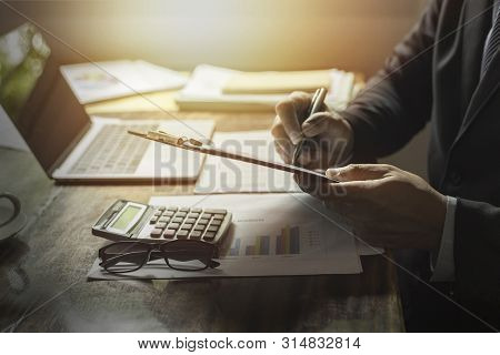 A New Generation Of Businessmen Who Are Working