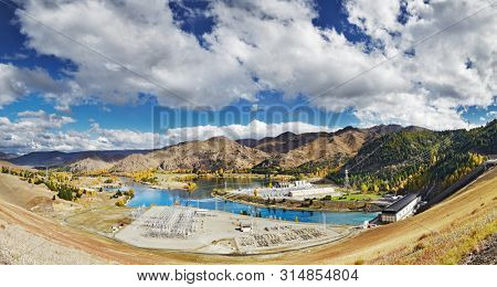 Lake Benmore Hydro-Electric Power Station, Waitaki Valley, New Zealand