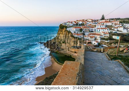 Azenhas Do Mar, Typical Village On Top Of Oceanic Cliffs, Portugal