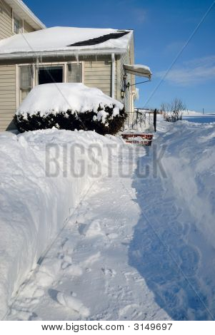 Shoveled trottoir