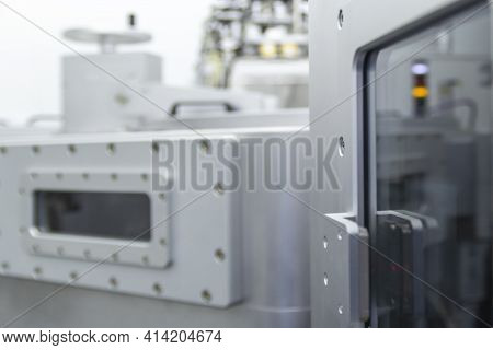 Part Of Chambers Vacuum Device Industrial Equipment Silver Color Of Research And Development Laborat
