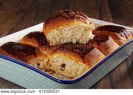 Fresh Baked Buns With Chocolate Filling In A Ceramic Oven Tray. Homemade Buns With A Delicious Crust