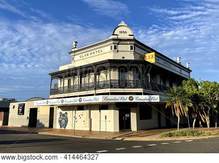 Bundaberg, Australia - March 1, 2021: Facade Of The Club Hotel Hotel, Built In 1890 In Central Town 