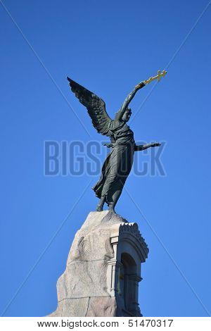 Monument Black Angel