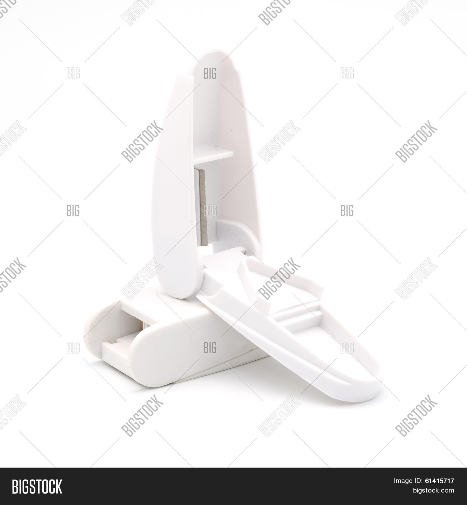 Tablet Cutter Image & Photo (Free Trial) Bigstock