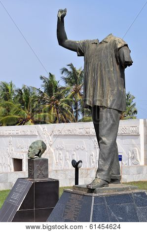 Dr. Kwame Nkrumah Vanzalized Statue