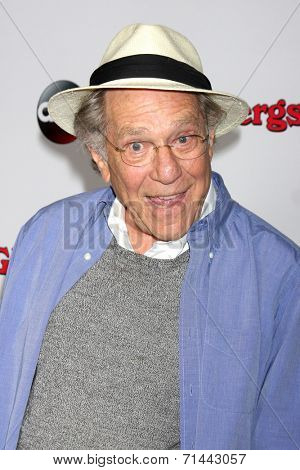 vLOS ANGELES - SEP 3:  George Segal at the 