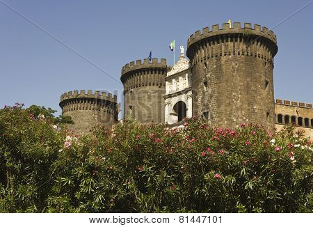 Castel Dell'ovo, Naples