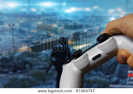 Hand with Gamepad 2