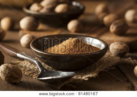 Raw Organic Dry Nutmeg