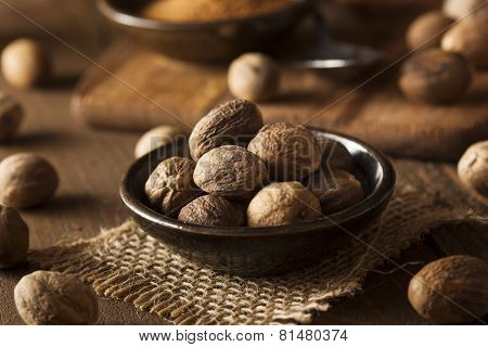 Raw Organic Dry Nutmeg