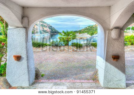 Arch To The Port