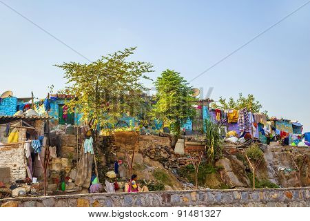 people live in the poor area