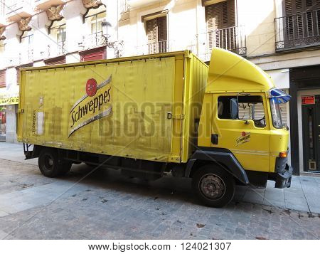 Schweppes Van