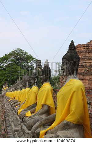 พุทธในแถวกับฟ้า