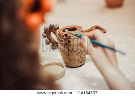 children's hands sculpts clay crafts pottery school
** Note: Visible grain at 100%, best at smaller sizes