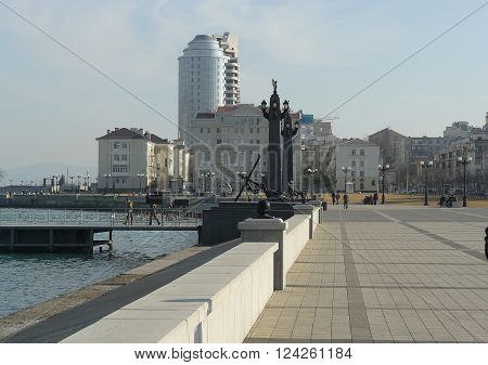NOVOROSSIYSK, KUBAN / RUSSIA - FEBRUARY 6 2008 YEAR: On a clear winter day February 6, 2008, people strolling along the promenade in Novorossiysk.