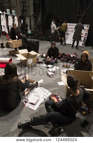 Desigual - Fall 2016 Collection - Backstage