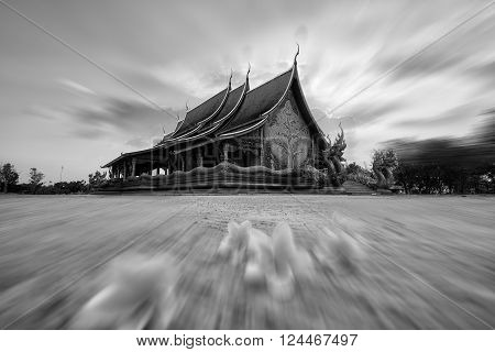 Wat Sirindhorn, Phibun Mangsahan, Ubon Ratchathani, measured Phuproud thailand .