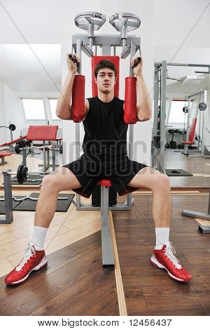 Mies Fitness Harjoitus