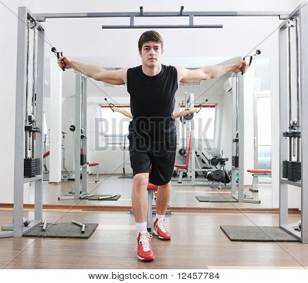 Mies Fitness Harjoitus