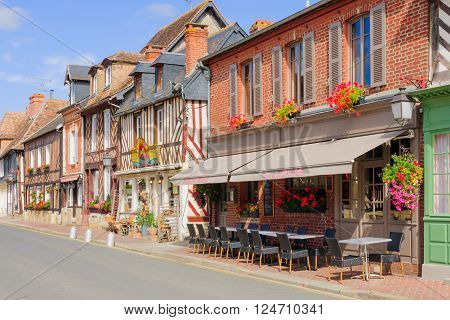 Houses In Beuvron-en-auge
