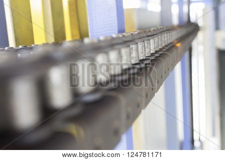 conveyor chain line in technology  line machine
** Note: Shallow depth of field