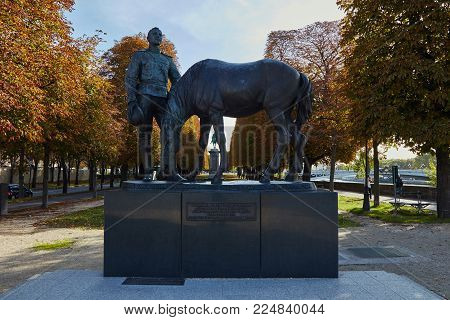 Paris, France - October 4 2017 : A monument to the heroes of the Russian Expeditionary Corps in the First World War . Paris, France