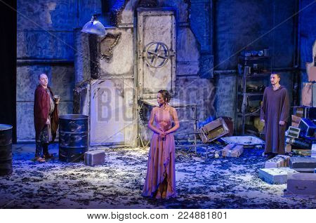 Tragicomedy Forgetting Herostratus