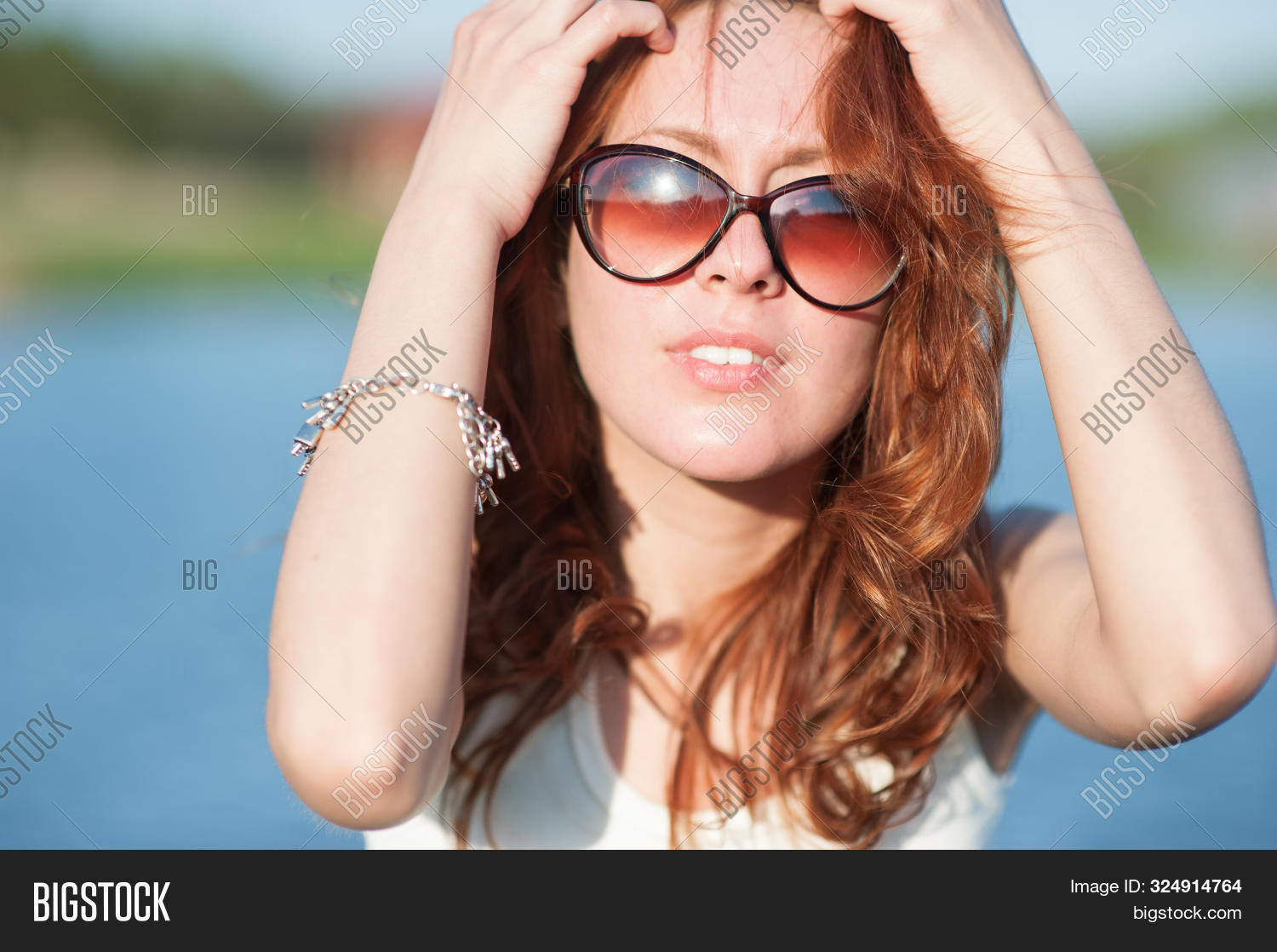 fashionable ladies glasses