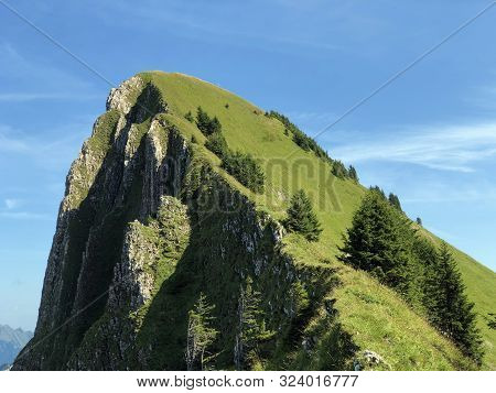 Tierberg Mountain Above The Oberseetal Valley And In The Glarus Alps Mountain Masiff, Nafels (näfels