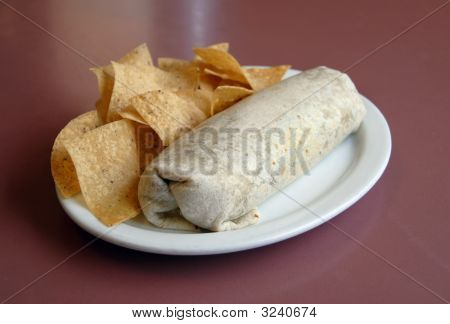 Burrito und chips