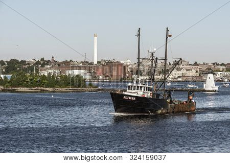New Bedford, Massachusetts, Usa - September 24, 2019: Commercial Fishing Boat Settler, Hailing Port 