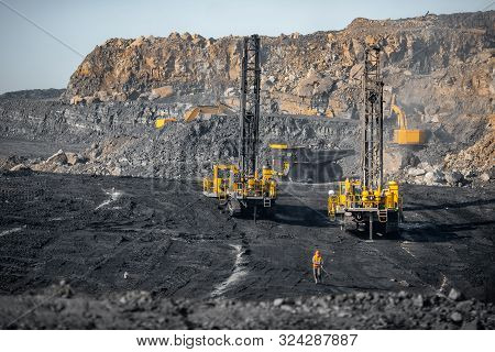 Drilling Machine Rigs Borer Wells For Installing Cast Explosives Blasting. Open Mine Coal And Minera