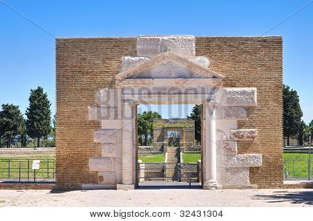 Amfiteátr Lucera. Puglia. Itálie.