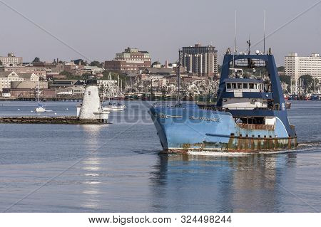 New Bedford, Massachusetts, Usa - July 26, 2019: Clammer Sea Watcher I, Hailing Port Atlantic City, 