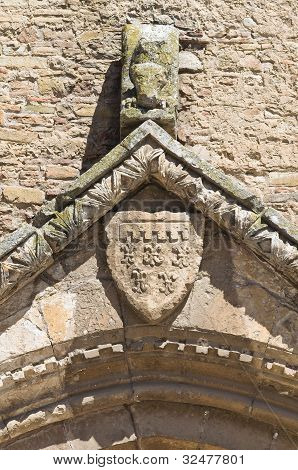 Svatyni kostela St. Francesco. Lucera. Puglia. Itálie.
