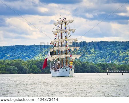 Rouen, France - June Circa, 2019. The Great Mexican Three-masted Schooner Cuauhtemoc On The Seine Ri
