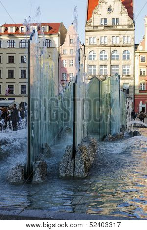 Modern Fountain In The Shade, At Market Square