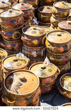 Traditional Romanian Pottery
