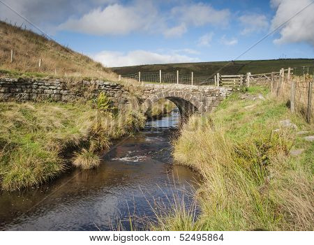 stone built moorland packhorse bridge