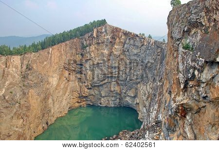Lake in the rocks.
