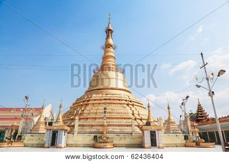 Botataung Pagoda In Yangon, Burma (myanmar)
