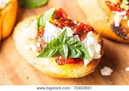 Bruschetta With Sundried Tomatoes